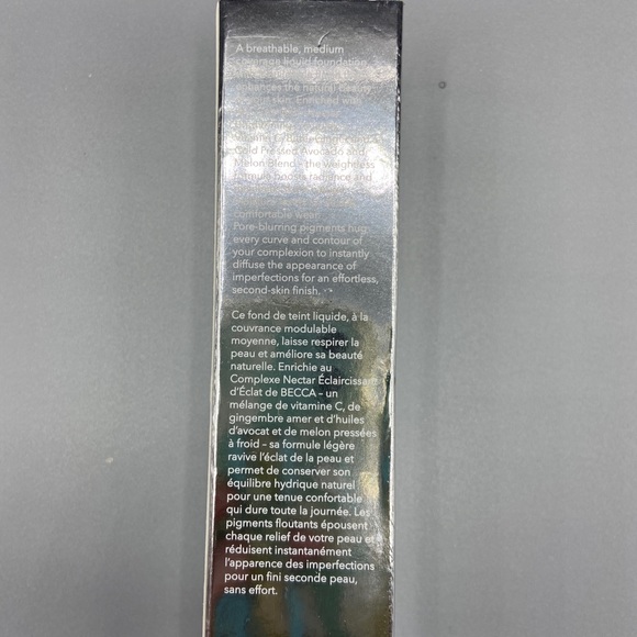 Becca Blurring Foundation in Ivory - Picture 5 of 8